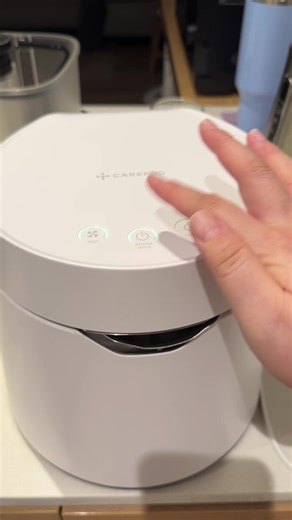 How I disinfect my humidifier for the coming dry weather ❄️🌵. I’ve been using it for two years and it’s the best investment I’ve made. @Carepod #humidifier #carepod #dryweather #winteressentials #notsponsored