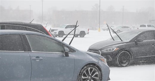 Wipers up or down during messy winter weather? Here’s what Ontario auto experts say