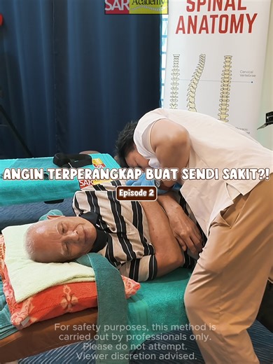 (PART 2) ANGIN TERPERANGKAP BUAT SENDI SAKIT?! Rasa sendi ketat… Bahu berat… Pinggang macam “melekat”… Bila bangun pagi rasa susah nak gerak? 😣 Kadang-kadang bukan sebab tulang rosak… Tetapi angin terperangkap & tekanan pada sendi yang buat badan jadi keras dan tak selesa. Bila sendi tak bergerak dengan lancar, tekanan akan berkumpul pada bahagian tertentu — itu yang buat rasa mencucuk, tegang & sakit. Di SAR Treatment, kami akan: ✅ Buat assessment dulu ✅ Kenal pasti punca tekanan pada sendi ✅ 