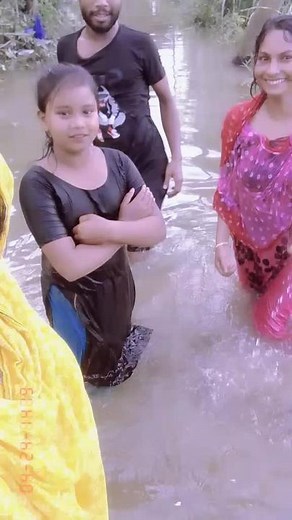 Navigating Through Flooded Areas: A Community Effort