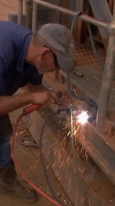 166K views · 2.9K reactions | Trucker uses bush mechanic trick to create a welding rod! #outbacktruckers #truckshow #truckerlife #bushmechanic | Outback Truckers | Facebook