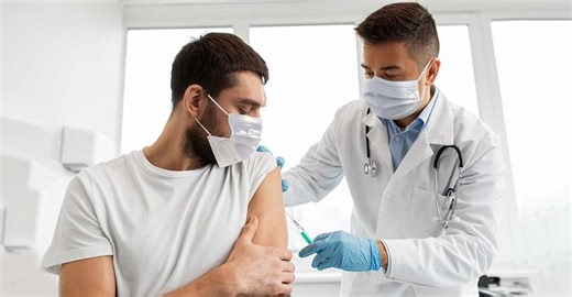 റഷ്യയുടെ അര്‍ബുദ വാക്‌സീന്‍; മനുഷ്യരിലെ ആദ്യ പരീക്ഷണം വിജയം!