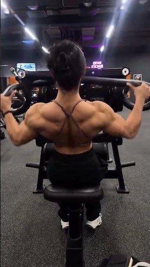 Kristina Zafirova FBB back attack