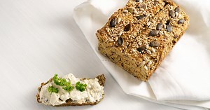 Recept za hrono hleb koji je osvojio internet: Lagana priprema ove zdrave namirnice