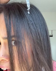 1.1K views · 311 reactions | Hair guru Chris Appleton‘s waterproof hair challenge went viral! Watch these creators Dream Coat their hair and put it to the test! Find out why this humidity-proofing frizz fighter has over 35,000 5 star reviews 朗 | Color Wow | Facebook