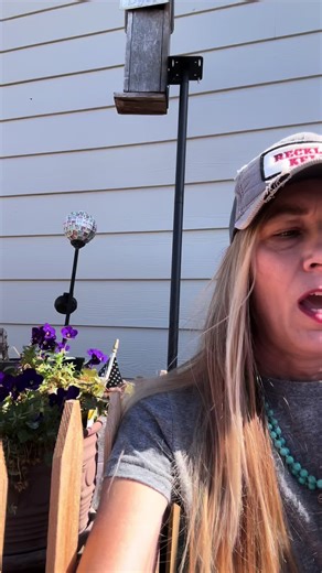 #creatorsearchinsights Texas gardeners… summer is not our best season 👀 If you’ve been struggling in July and thinking you’re bad at gardening — you’re not. You’re just planting in the wrong window. In Central Texas, February through April is our real growing season. And October? That’s our secret second spring. Save this before you plant the wrong thing at the wrong time. Drop your Texas city below and I’ll tell you your best growing window 🌿👇#texasgardening #gardentips #zone9 #springgarden