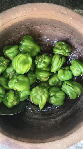 Simple ingredients tho restaurant style capsicum 😋# capcicum masala curry #food