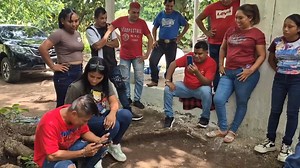 5.3K views · 89 reactions | LAURA SE AHUEVO SU SHUGAR QUEDO ENAMORADO DE LA NUEVA INTEGRANTE YA NO LE VA A MANDAR PISTO A ELLA | Chapin Chismesito | Facebook