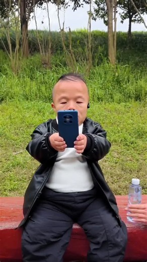 Funny Short Clip: I Can't Stop Laughing - Viral Comedy Moment