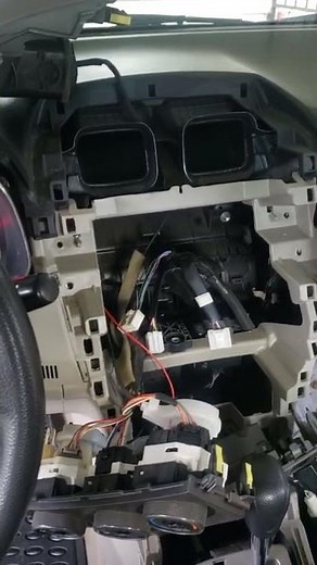 2011 Toyota Corolla speedometer/cluster light easy fix.