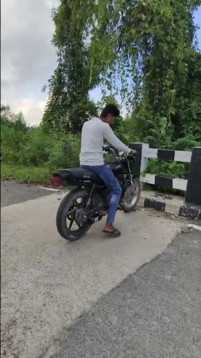 Splendor drifting #shorts #motorbike