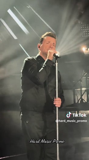 Discover the Magic of Nikos Vertis and Bouzoukia Music