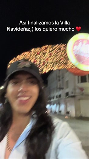 Villa Navideña: Celebrando con Rock y Cumbias