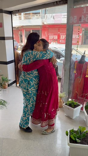 153K views · 5.5K reactions | “सायद पुरानो जन्ममै धेरै राम्रो काम गरेको थिएँ होला, त्यसैले त यो जन्ममा मलाई यति धेरै माया गर्ने दिदी पाएकी छु ❤️❤️❤️ धेरै धेरै माया दिदी।”❤️❤️凉Pooja Damodar Bidari | Rupa Thapa Pathak | Facebook