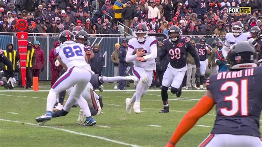 Jaxson Dart bulldozes up middle for on third down powerful run