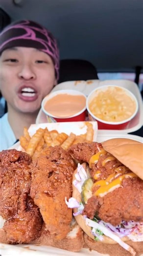 Dave’s Hot Chicken ASMR Eating Show | Crispy Chicken Slider Mukbang Food ASMR #daveshotchickenuk