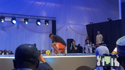 Participation en Égypte 🇪🇬 pour la compétition de FREESTYLE foot ( routine ). la force de l’homme c’est le travail ⚜️🇨🇮💪🏿⚽️ | Titi Kone