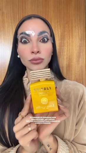 Fragancias Oasis on Instagram: "🏃‍♂️✨ FARRIER SPORTS by Louis Cardin ✨ La fragancia que define al hombre activo y magnético 💪🔥 -🍍 Explosión inicial de piña, mandarina y papaya que despierta tus sentidos. -🌸 Corazón floral-especiado con jazmín, rosa y nuez moscada. -🌲 Base amaderada de sándalo, cedro y ámbar que perdura todo el día. Diseñado para ti que: -Vives el deporte como pasión 🎾 -Buscas frescura que dure ⏰ -Quieres destacar sin esfuerzo 😎 Un aroma floral-cítrico con toques oriental