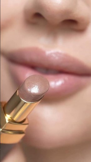 Swatching Luxury💄 From Chanel Beauty Rouge Coco Flash in Shade 54 Boy 🐻🍫