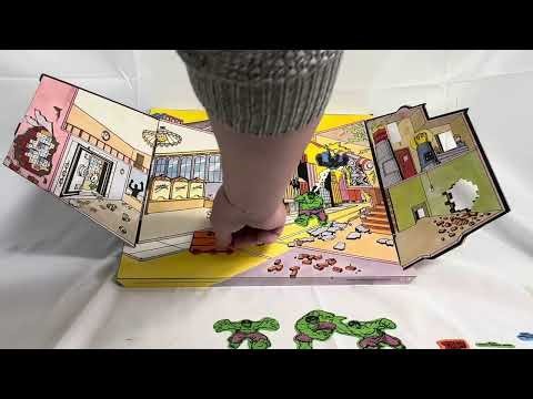 Vintage 1979 Marvels Colorforms Play Set - The Amazing Spiderman And The Incredible Hulk