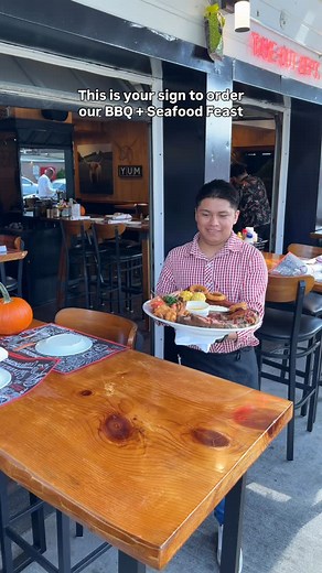 The Colossal BBQ & Seafood Feast… where “just a little” doesn’t exist 😤🔥 Ribs, brisket, shrimp, crab, and all the fixins — bring the family, bring the crew, bring the appetite. #sammyssmokehouse | Sammy's Fish Box