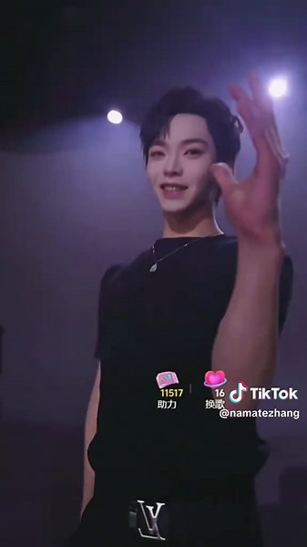 ตอบกลับ @wep_a5___ อร่อยจนหาทางออกไม่เจอ!! #นักเต้นเท้าไฟในตำนาน #นักเต้นเท้าไฟในตำนาน #卡其喵 #金子韩 #青木一