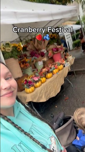 Come to the Cranberry Festival with us 🍓🫐 #dayinthelife