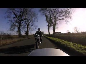 YAMAHA SRX400 REVIEW