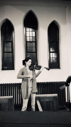 A little after hours fun with one of the hardest violin pieces ever!! Devil’s Trill sonata… For more magical musical mayhem come out this weekend to Enchanted Baroque! Linktr.ee/enchantedbaroque #chambermusic #baroquemusic #rezonancebaroque #historicalperformance #livemusictoronto @apocryphonia @violinwithrez #violin | Rezonance Baroque Ensemble