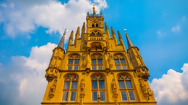 Gouda, Netherlands (4K) – A City of Cheese, Culture & Canal Views