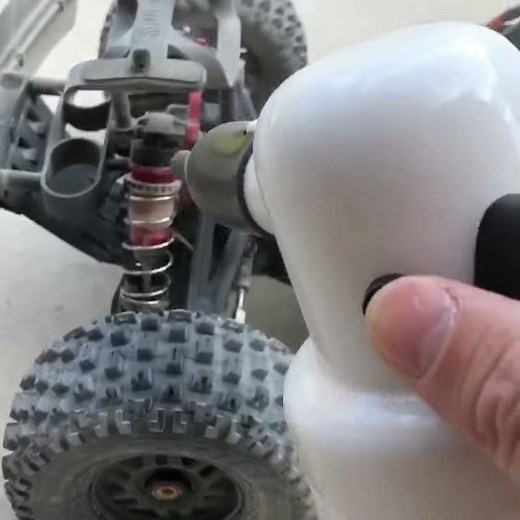Cleaning a remote control car with a DataVac Electric Duster