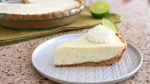 9.7K views · 132 reactions | This easy no-bake key lime pie is cool, creamy and absolutely refreshing. This recipe can be made in advance and prepared in under 20 minutes. Recipe: https://www.littlesweetbaker.com/no-bake-key-lime-pie/ | Little Sweet Baker | Facebook