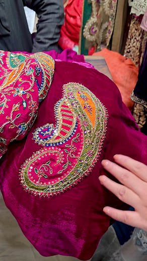 Silk Applique Patchwork Tutorial on Velvet – Step by Step