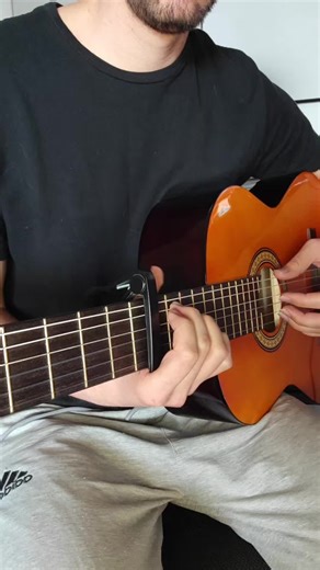 Hotel California 😎 . . . #guitar #guitarraonline #cursosonline #clasesdeguitarra