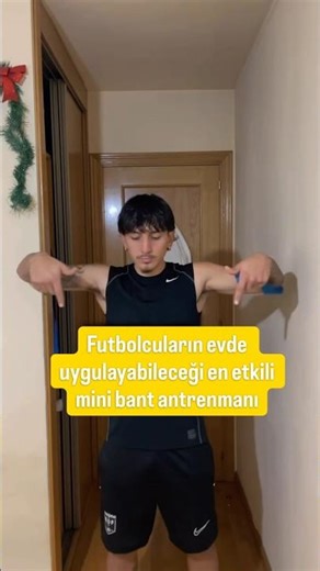 The most effective mini band workout that footballers can do at home #workout #miniband #strength