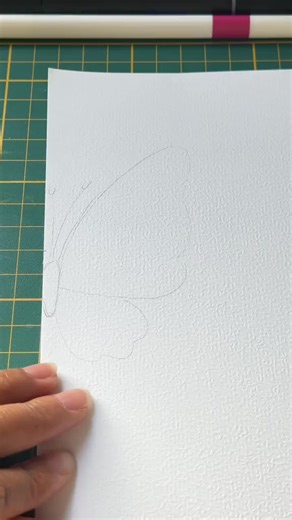 make a cute butterfly bookmark with me🦋🔖 #bookmark #butterfly #DIY #artandcraft #craft #craftpaper #papercraft #giftidea #gift #handmadegifts #reels #instagramreels #viralvideos #trendingreels #explorepage #reelsvideo #foryou #fyp #viralreel #reelsoftheday | Puppy Spiced Latte