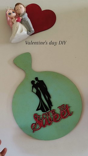 1.7K views · 16 reactions | Valentine's Day Special  Couple table Decor ( #crafts2dio #upcycle #recycle #valentineday #valentinedecor #handmadecrafts #exploretocreate #love #coupledecor #fevicrylhobbyideas #reelsvideo #crafters #ilovemywork #commission #crafts #vocalforlocal #acryliccolours #handmadegifts ) | CraftS2dio | Facebook