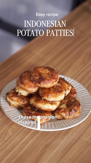 Indonesian Fried Potato Patties Recipe 🥔