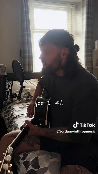 Coldplay Cover: Sparks Acoustic Guitar Version