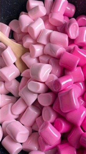 Pink theme Strawberry marshmallow Snowflake's Crisp #fypシ゚viral #nahlahrsl #recipe