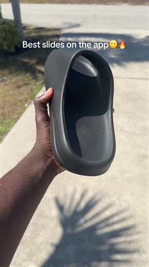 Free shipping, Came in about a week click the link Down and cop🫡#fyp #slides #yzy #comfyslides