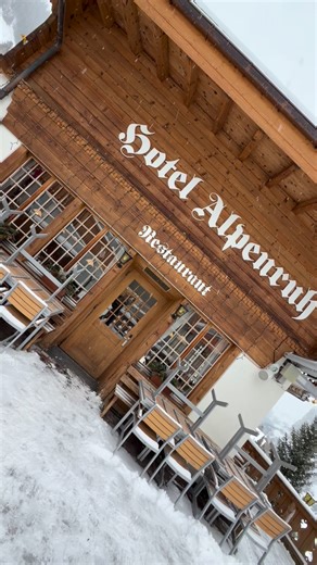 Wie nah ist das Hotel Alpenruh an der Seilbahn? 🚠 So nah! | Hotel Alpenruh