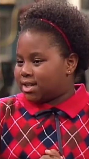 COUNTESS VAUGHN 227