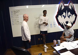 A day with UConn’s Dan Hurley: The basketball coach starts with meditation. It’s ‘all gas, no brakes’ from there.