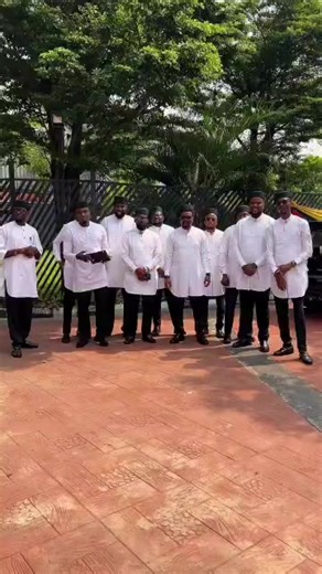 Funny Groomsmen Moments at Our Wedding