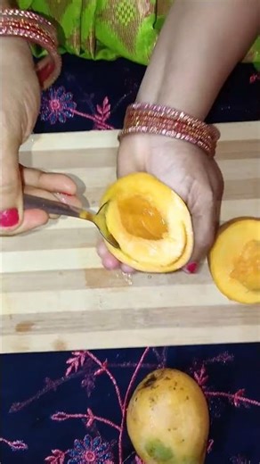 how to cut a mango 19105 #మామిడి #shorts #food #viral #food #telugushorts