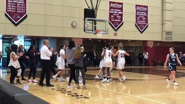 Sydnei Caldwell scores 1,000th point in Saddle River Day's Bergen County championship win