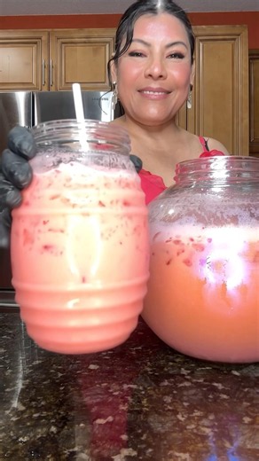 Limonada brasileña con cereza