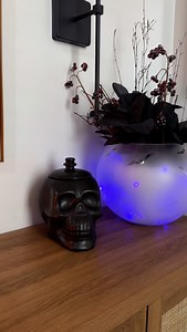 31 reactions | DIY Frosted Bat Vase 驪 • All ya need is a clear glass vase, some frosted glass spray paint, stickers (I cut mine using my Silhouette) & some twinkle lights. ✨ . . . #halloweendiy #diyhalloween #halloweencraft #halloweencrafts #diyhalloweendecorations | Down Mulberry Lane | Facebook