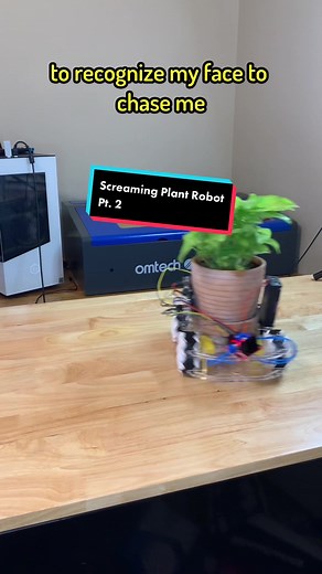 Screaming Plant Robot Becomes Mobile with Mechanum Wheels